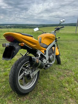 Hyosung GT 125 Comet - spolehlivá a stylová motorka - Brno - 4