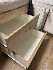 Prodám postel (matrace v cene) dělanou na míru - 4