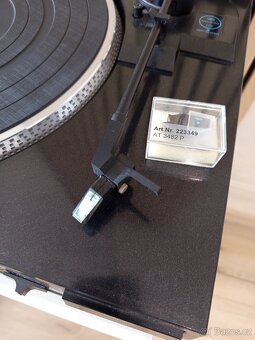 gramofon JVC - 4