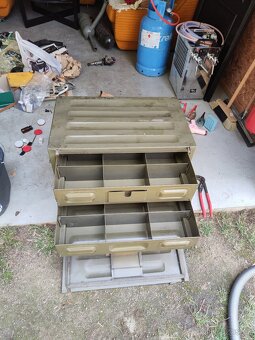 Vojenský muniční kufr v perfektním stavu - 4