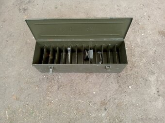 Nalezené vojenské věci. - 4