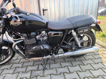 Triumph Bonneville SE - 4