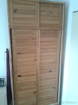 Tři skříně + komoda - 4