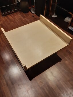 Konferenční stolek - 4