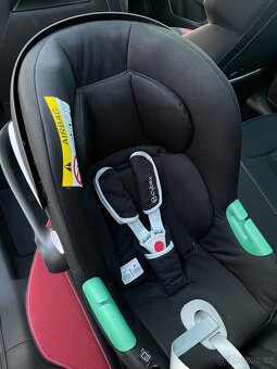 Autosedačka Aton B2 i-Size se základnou - 4