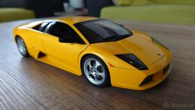 Lamborghini Murciélago - 1:18 Autoart - 4