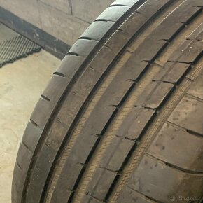 Letní pneu 235/45 R17 97Y Goodyear 5mm - 4