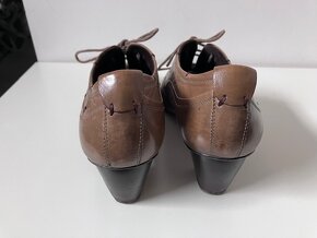 Kožené boty na podpatku Marc, vel. 38 - 4