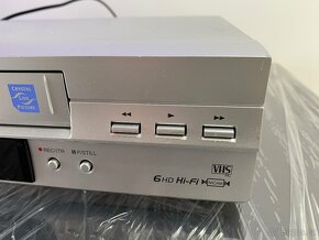 Videorekordér VHS HomeTech VDR6774 - 4