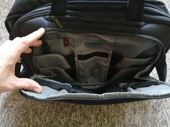 WENGER BRAŠNA - 14"/16" brašna na notebook a tablet - 4