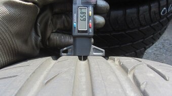 Letní pneu 225/40/19 Bridgestone RFT - 4