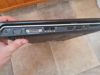 HP Pavilion dv6000 (funkční) - 4