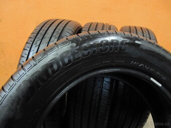 Pneu 225/60/18 Bridgestone - stav NOVÝCH - 4