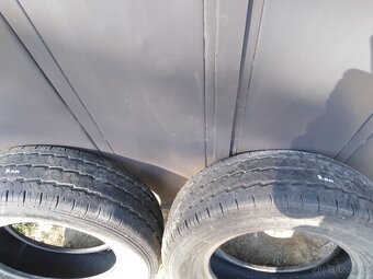 205 /70 R 15 C - 4