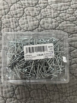 250g hřebík stavební + 250g čalounický - 4