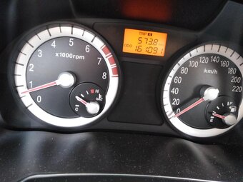 KIA RIO 1,4-16V BENZIN 71 KW RV 2007 - 4