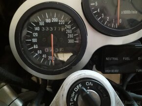 Suzuki GSX-R 1100 - 4