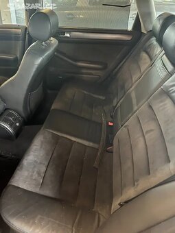 AUDI A6 AVANT QUATRO-V6 TDI-2002-132KW - 4