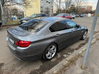 BMW 5 - 4