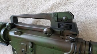 elektrická airsoftová zbraň M4A1 G&G s příslušenstvím - 4