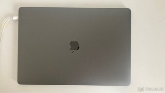 MacBook Pro 15” 2016 | 16Gb RAM | i7 | 256Gb SSD - 4