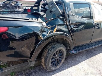 Prodám Mitsubishi L200 Rok 2019 Havarovany - 4