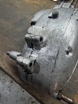 Jawa 550/555 motor - 4