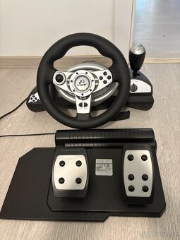 Volant: Tracer zonda (PC / PS2 + PS3) - 4