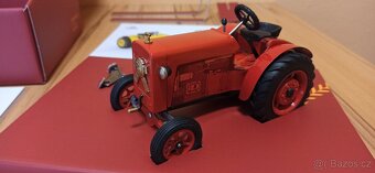 Traktor Kovap limitovaná edice. Červený + žlutý. - 4