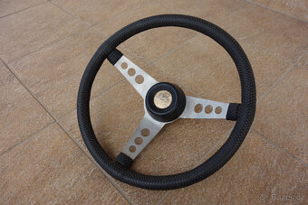 Škoda 110r původní nepoužitý sportovní volant Kolíňák. - 4