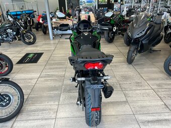 Kawasaki Versys 1100 SE - 4