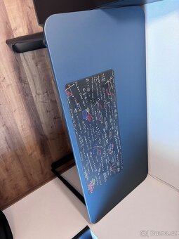 Kancelářský stůl - IKEA BEKANT - 4