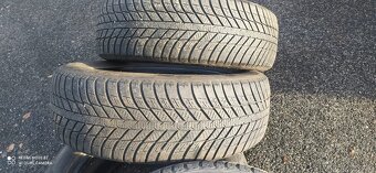 Celoroční pneu 235/60 R18 - 4