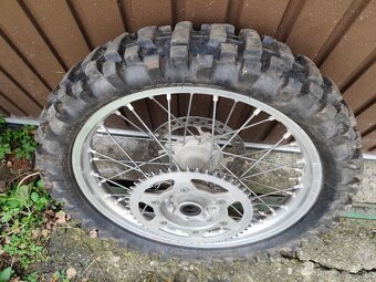 Zadní kolo Suzuki rm-z 450 - 4
