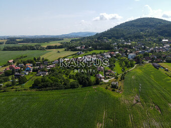 Prodej slunného stavebního pozemku 1500 m2 - Štramberk, okr. - 4
