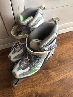 Kolečkové in-line brusle Rollerblade 80 málo používané - 4