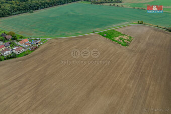 Prodej pozemku k bydlení, 3779 m², Choryně - 4