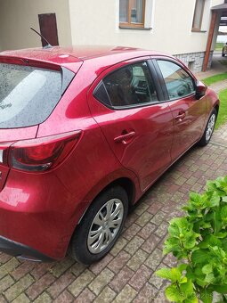 Mazda 2 - 4