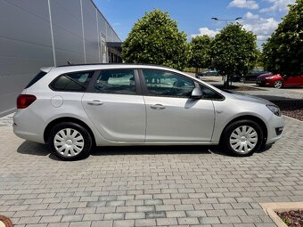 Opel Astra J 1.7 CDTI,96KW Sports Tourer - 4