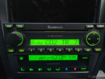 Škoda Octavia Superb autoradio Symphony CD - 4