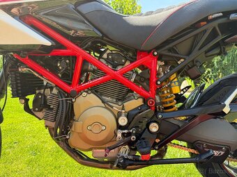 Ducati hypermotard 1100 evo sp - 4