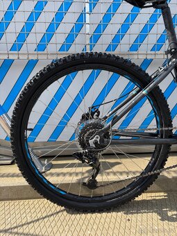 Horské kolo BTWIN 500 - 4