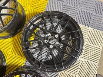 Motec mcr3 - 4