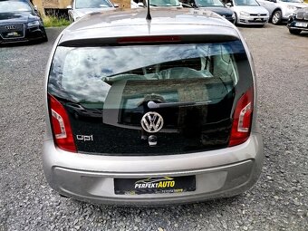 VW up 1.0 MPi 44kW, r.v. 3/2016, najeto 130.161 km - 4