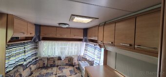 Karavan Knaus Sudwind 550, palandy, WC, TV. - 4