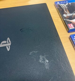 PS4 pro 1tb - 4
