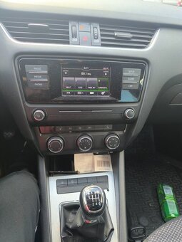 Škoda Octavia 3 1.0 TSI 85 kW - 4