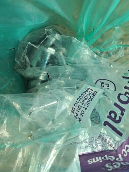 Doplňky  - Tažné zařízení,  roletka, ofuky, sedadla - 4