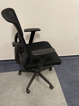 Kancelářská židle - 4