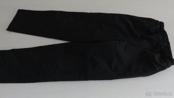 Softshelové kalhoty vel. 128 - 4